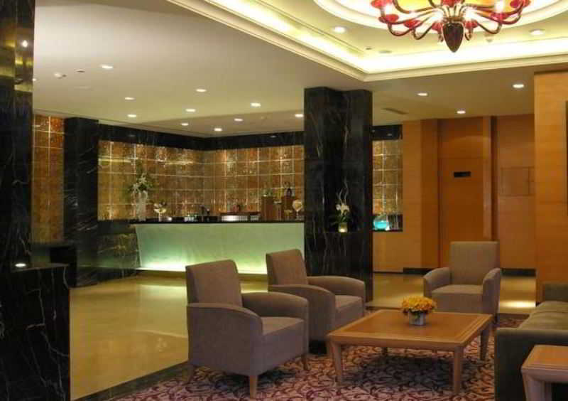 Taj Chandīgarh Dış mekan fotoğraf The lobby of the hotel